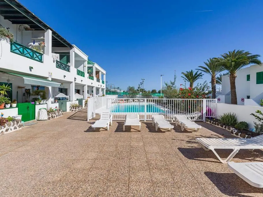 Apartamento Dara Tías 0*,  España